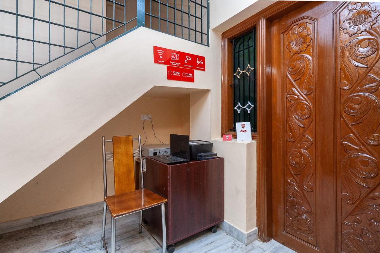 מלון מדוראי Oyo Eden Residency מראה חיצוני תמונה