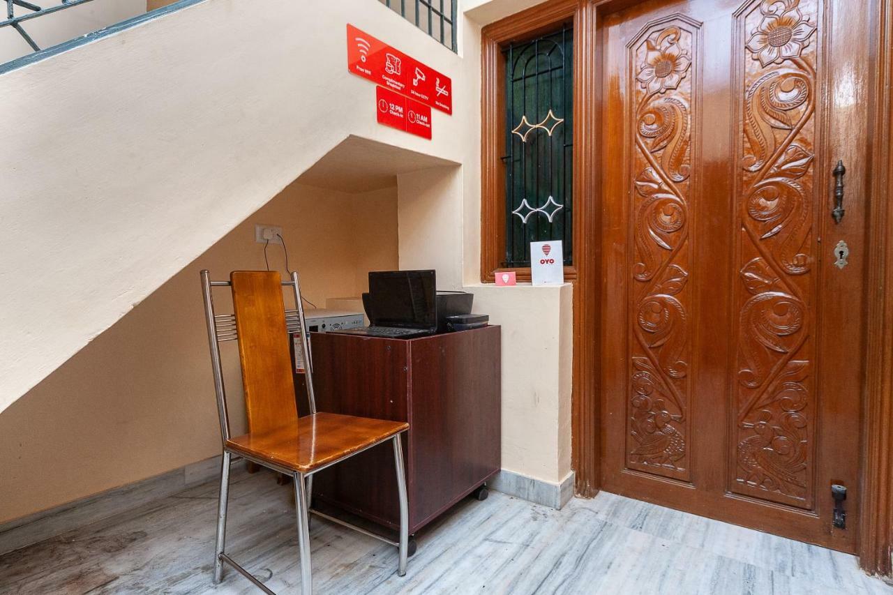 מלון מדוראי Oyo Eden Residency מראה חיצוני תמונה